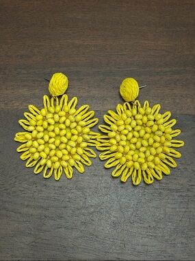 🧡Golden Yellow Floral Beaded Statement Earrings🧡
